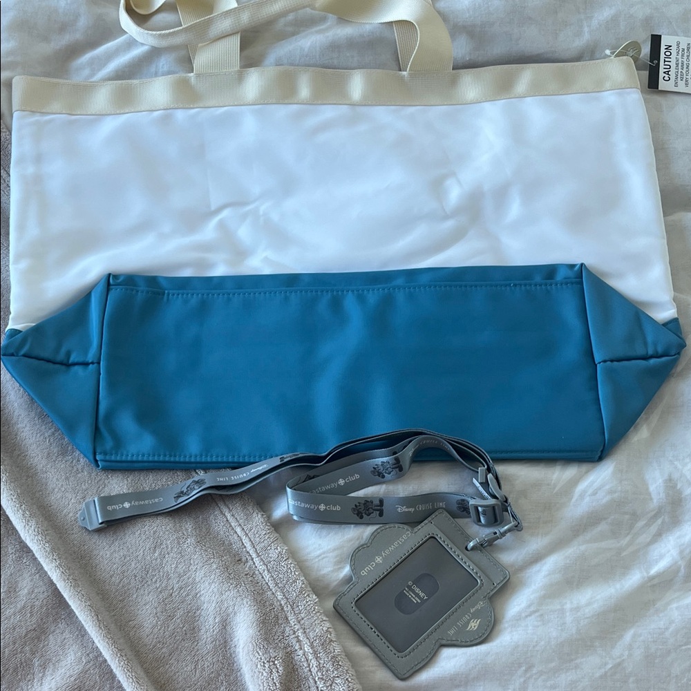 Disney Blue and White Castaway Club Tote Bag and ID lanyard - Picture 2 of 2
